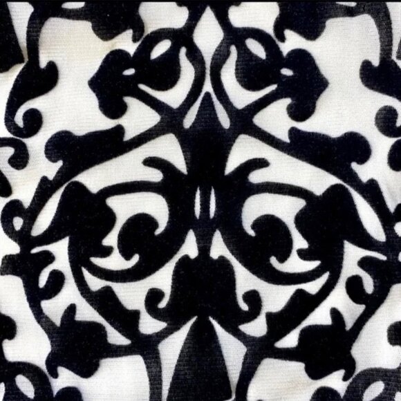 Alfani asymmetrical flocked flared sleeve damask pattern tunic. Women's XL - Picture 4 of 8